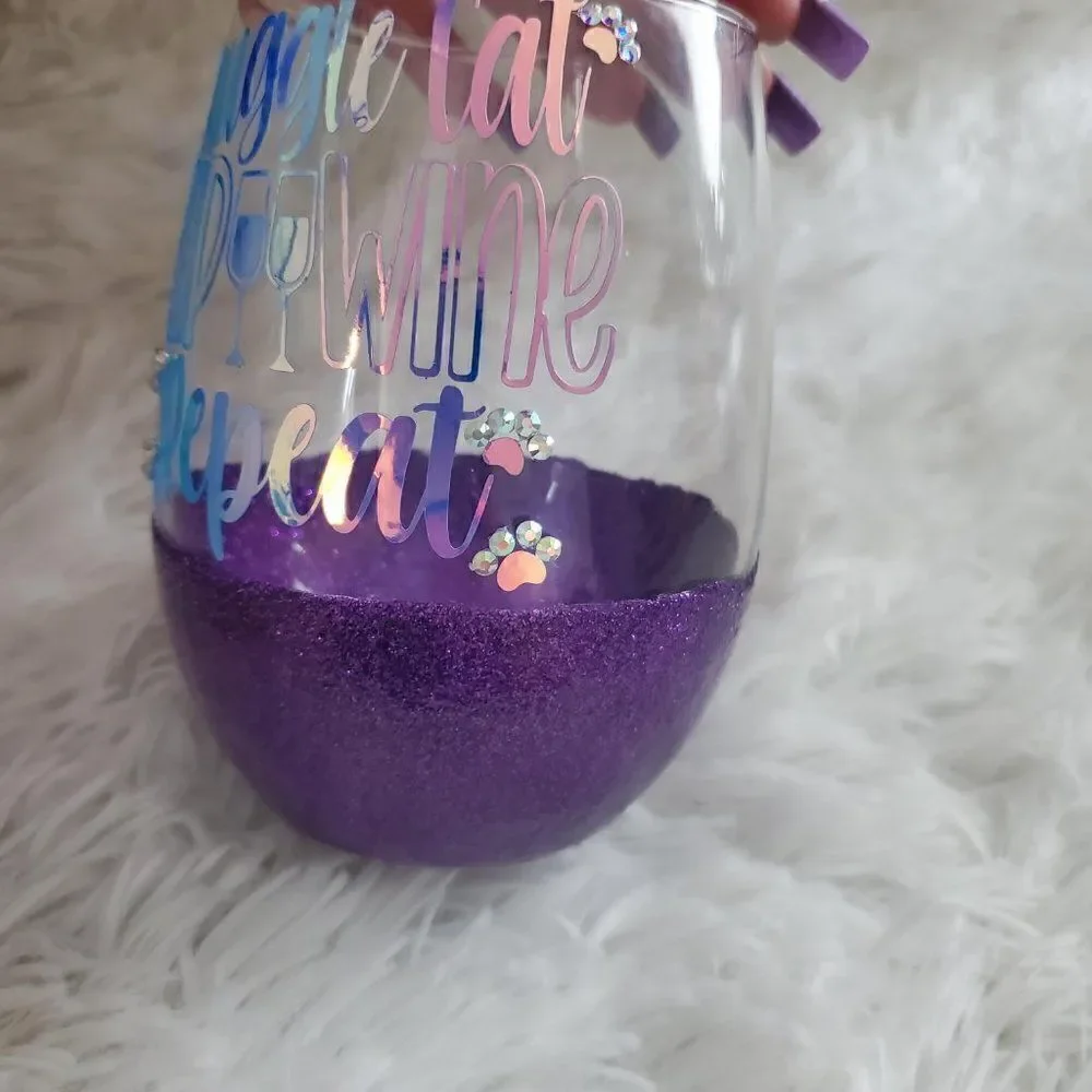 Cat Mom Wine Glass, Fur Mama Tumbler, Gift For Cat Lovers
